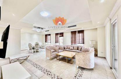 Apartment - 3 Bedrooms - 4 Bathrooms for rent in East Porto Drive - Porto Arabia - The Pearl Island - Doha