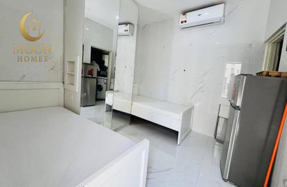 Apartment - Studio - 1 Bathroom for rent in Umm Ghwailina Comm - Umm Ghuwalina - Umm Ghuwailina - Doha Apartment - Studio - 1 Bathroom for rent in Umm Ghwailina Comm - Umm Ghuwalina - Umm Ghuwailina - Doha