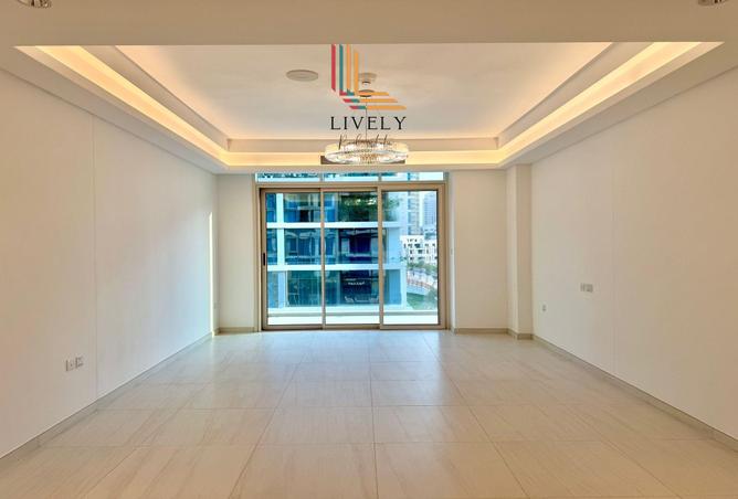 1003172 - Property Image 2