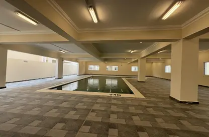 مجمع سكني - 6 غرف نوم - 6 حمامات للايجار في الخيصة - الخيصة - أم صلال محمد