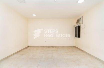 Labor Camp - Studio for rent in Umm Salal Mahammad - Umm Salal City - Doha