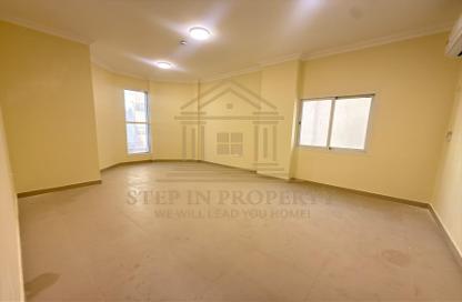 Apartment - 3 Bedrooms - 3 Bathrooms for rent in Anas Street - Fereej Bin Mahmoud North - Fereej Bin Mahmoud - Doha