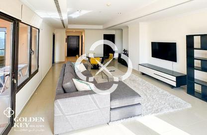 Apartment - 1 Bedroom - 2 Bathrooms for rent in East Porto Drive - Porto Arabia - The Pearl Island - Doha