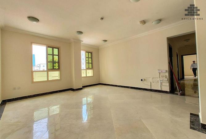 54149904 - Property Image 3