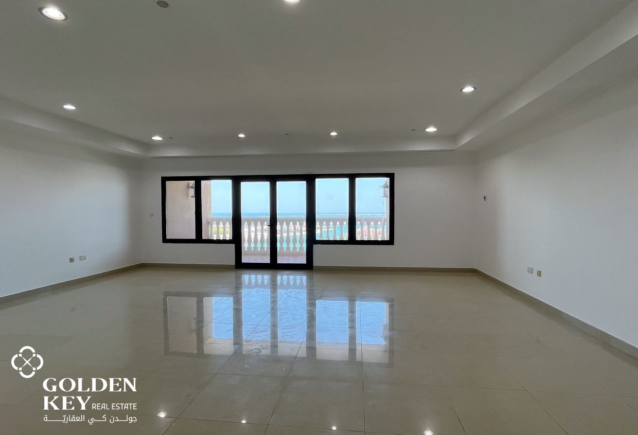 Large Layout | 3BR+M with Sea View in Porto Arabia