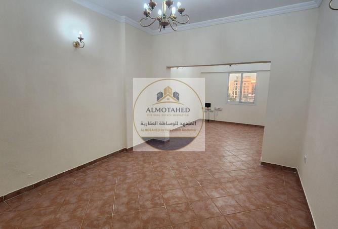 57731100 - Property Main Image
