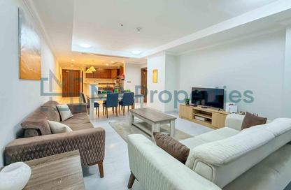 Apartment - 1 Bedroom - 2 Bathrooms for rent in West Porto Drive - Porto Arabia - The Pearl Island - Doha