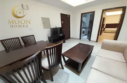 Apartment - 2 Bedrooms - 2 Bathrooms for rent in Umm Ghuwalina - Umm Ghuwailina - Doha