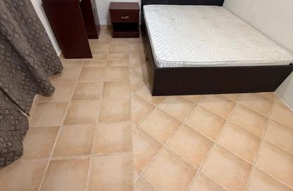 Apartment - 1 Bedroom - 1 Bathroom for rent in Madinat Khalifa Building 58 - Madinat Khalifa South - Madinat Khalifa - Doha Apartment - 1 Bedroom - 1 Bathroom for rent in Madinat Khalifa Building 58 - Madinat Khalifa South - Madinat Khalifa - Doha