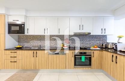 Apartment - 1 Bedroom - 2 Bathrooms for rent in West Bay Tower - West Bay - West Bay - Doha