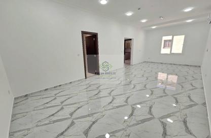 Apartment - 2 - 2 for rent in Madinat Khalifa Building 58 - Madinat Khalifa South - Madinat Khalifa - Doha
