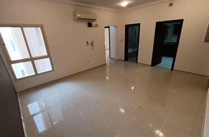 Apartment - 2 Bedrooms - 2 Bathrooms for rent in Bin Omran 35 - Fereej Bin Omran - Doha Apartment - 2 Bedrooms - 2 Bathrooms for rent in Bin Omran 35 - Fereej Bin Omran - Doha