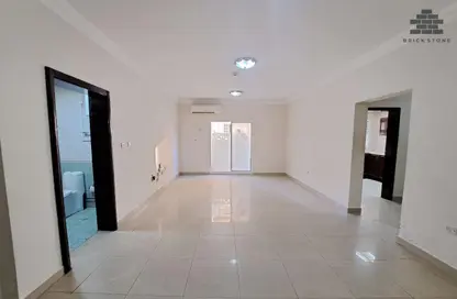 Apartment - 2 Bedrooms - 2 Bathrooms for rent in Muntazah 7 - Al Muntazah - Doha