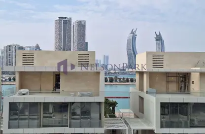 Apartment - 2 Bedrooms - 4 Bathrooms for rent in Crystal Residence - Gewan Island - The Pearl Island - Doha