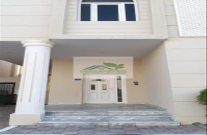 Villa - 6 Bedrooms - 6 Bathrooms for rent in Al Kharaitiyat - Umm Salal Mohammed