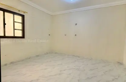 Apartment - 1 Bedroom - 1 Bathroom for rent in Umm Salal Ali - Umm Salal Ali - Doha