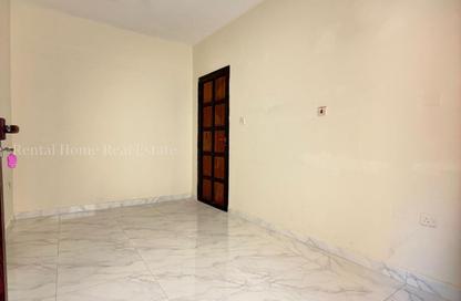 Apartment - 1 Bedroom - 1 Bathroom for rent in Umm Salal Ali - Umm Salal Ali - Doha