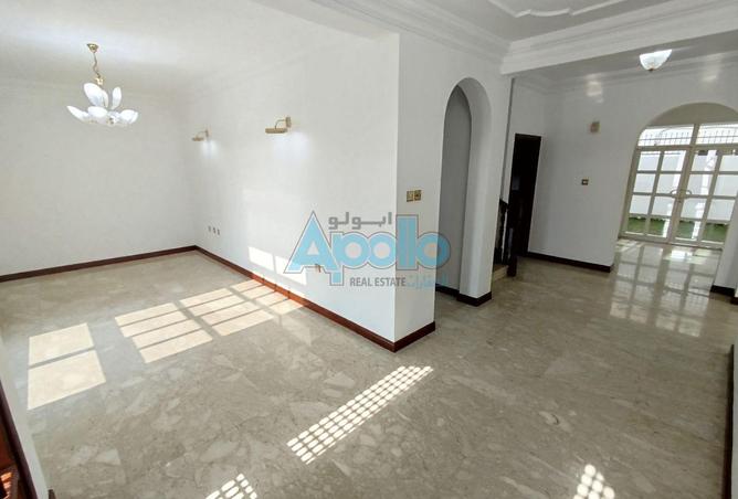 55730685 - Property Image 2