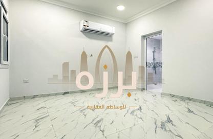Apartment - 2 Bedrooms - 2 Bathrooms for rent in Madinat Khalifa - Doha Apartment - 2 Bedrooms - 2 Bathrooms for rent in Madinat Khalifa - Doha