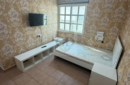 Apartment - 1 Bathroom for rent in Al Maamoura - Al Maamoura - Doha