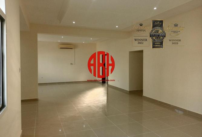 61900321 - صورة العقار 2