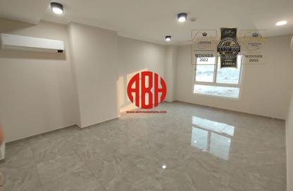 شقة - 3 غرف نوم - 4 حمامات للايجار في شقق مشيرب - مشيرب - الدوحة