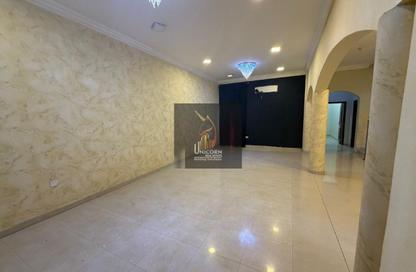 Villa - 6 Bedrooms - 6 Bathrooms for rent in Ain Khaled Villas - Ain Khaled - Doha