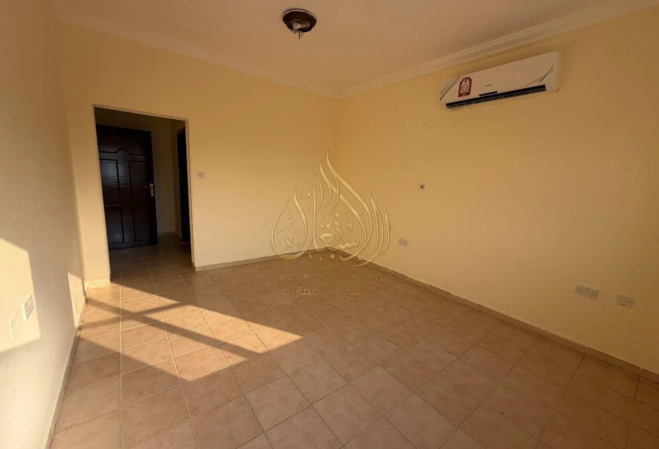 64035925 - Property Main Image