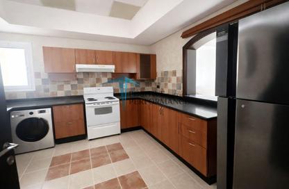 Apartment - 3 Bedrooms - 4 Bathrooms for rent in Al Sadd Road - Al Sadd - Doha