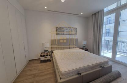 Apartment - 2 Bedrooms - 4 Bathrooms for rent in Floresta Gardens - Floresta Gardens - The Pearl Island - Doha