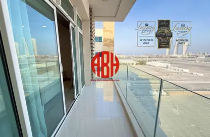 شقة - 3 غرف نوم - 4 حمامات للايجار في مبنى ريفان - الاركية سيتي - الوسيل