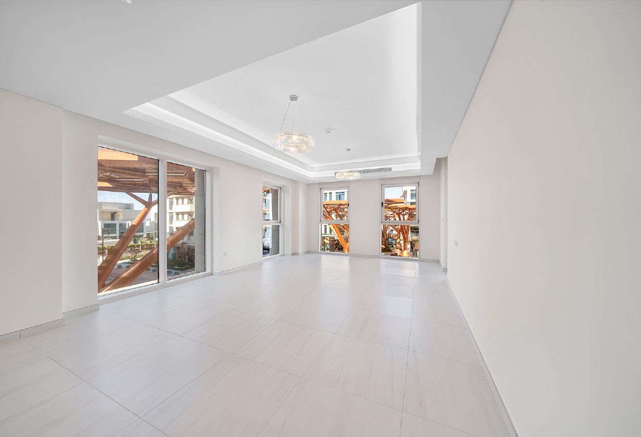 1 Month Free | 1BR + Den | No Commission