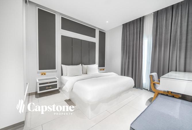 988261 - Property Image 3