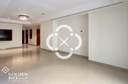 Apartment - 2 Bedrooms - 3 Bathrooms for rent in West Porto Drive - Porto Arabia - The Pearl Island - Doha Apartment - 2 Bedrooms - 3 Bathrooms for rent in West Porto Drive - Porto Arabia - The Pearl Island - Doha