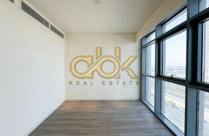 Apartment - 1 Bedroom - 2 Bathrooms for sale in Waterfront Residential - The Waterfront - Lusail