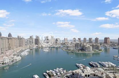 Apartment - 2 Bedrooms - 3 Bathrooms for rent in Tower 31 - Porto Arabia - The Pearl Island - Doha