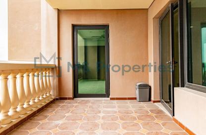 Apartment - 2 Bedrooms - 3 Bathrooms for rent in West Porto Drive - Porto Arabia - The Pearl Island - Doha