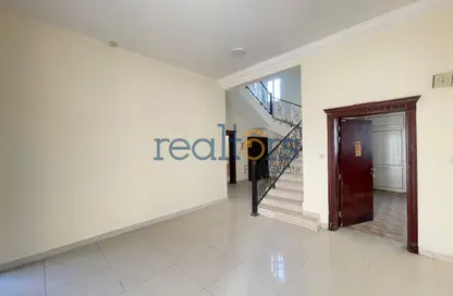 Compound - 5 Bedrooms - 4 Bathrooms for rent in Ain Khaled Villas - Ain Khaled - Doha