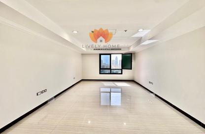 Apartment - 1 Bedroom - 2 Bathrooms for rent in East Porto Drive - Porto Arabia - The Pearl Island - Doha