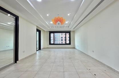 Apartment - 2 Bedrooms - 3 Bathrooms for rent in East Porto Drive - Porto Arabia - The Pearl Island - Doha