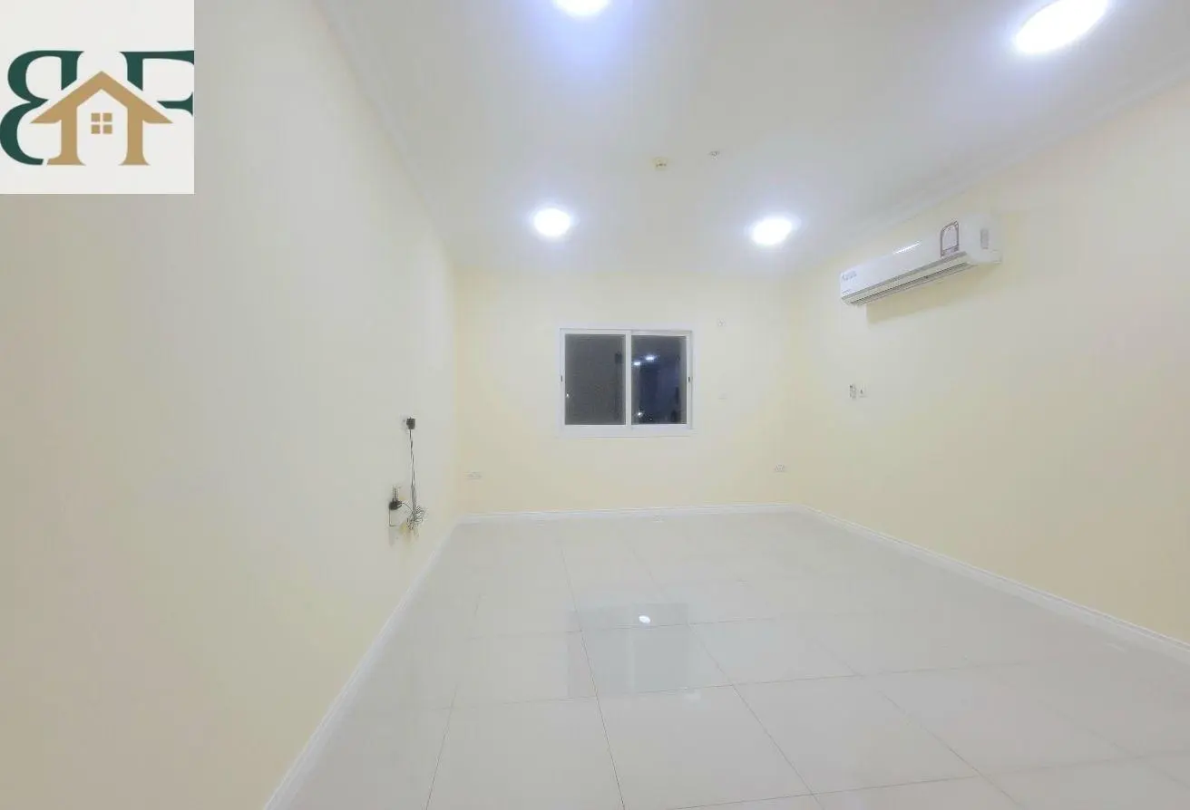 63477833 - Property Main Image