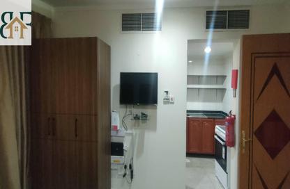 Apartment - Studio - 1 Bathroom for rent in Old Salata - Salata - Doha