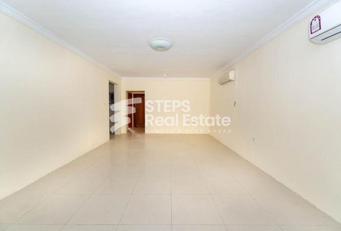 51670838 - Property Image 3