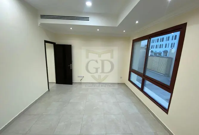 63311251 - Property Image 3