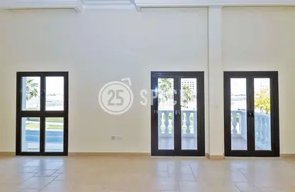 Apartment - 3 Bedrooms - 4 Bathrooms for rent in Carnaval - Qanat Quartier - The Pearl Island - Doha