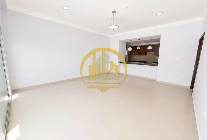 64477159 - Property Image 3