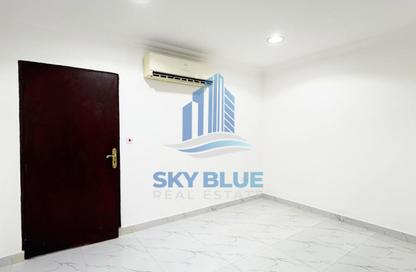 Apartment - 1 Bedroom - 1 Bathroom for rent in Al Duhail - Al Duhail - Doha