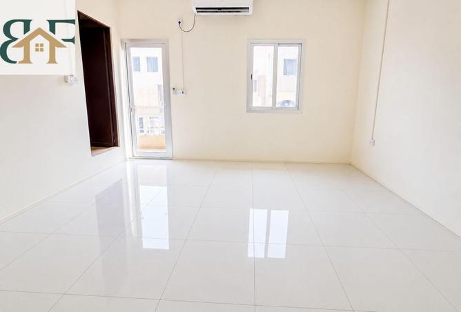 61001992 - Property Main Image