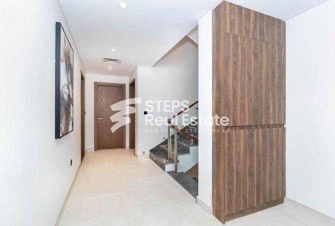 56669745 - Property Image 2