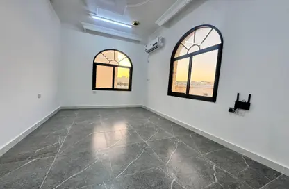 شقة - غرفة نوم - 1 حمام للايجار في المعمورة - المعمورة - الدوحة